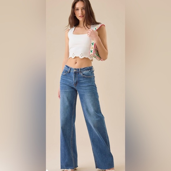 Altar'd State Callan Floral Cami White Sleeveless Crop Top - Picture 4 of 6